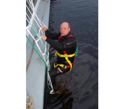 MarkusNet SCN4 Escape and Climbing Net - Markus MOB Scramble Net - SOLAS-Type Climbing & MOB Recovery for Lifeboats, Workboats, and Vessels